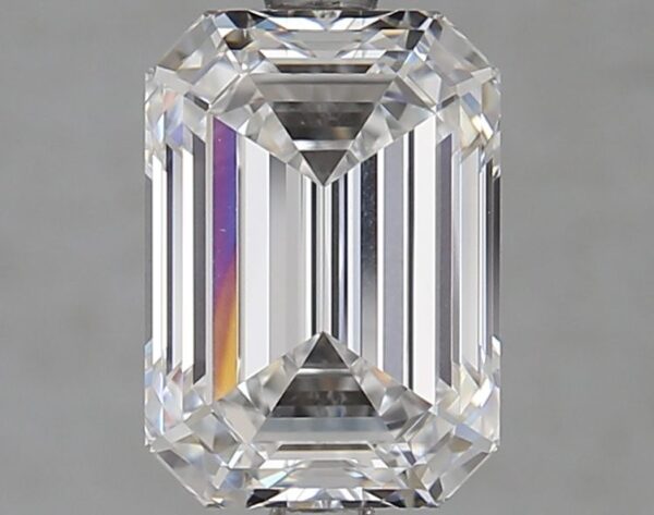 EMERALD 2.75 carats