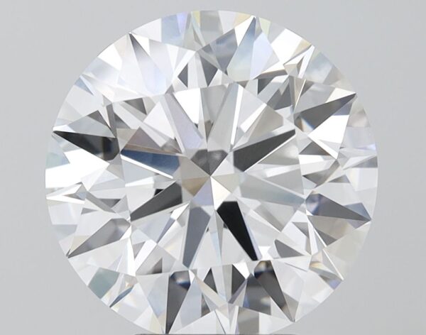 ROUND 5.61 carats